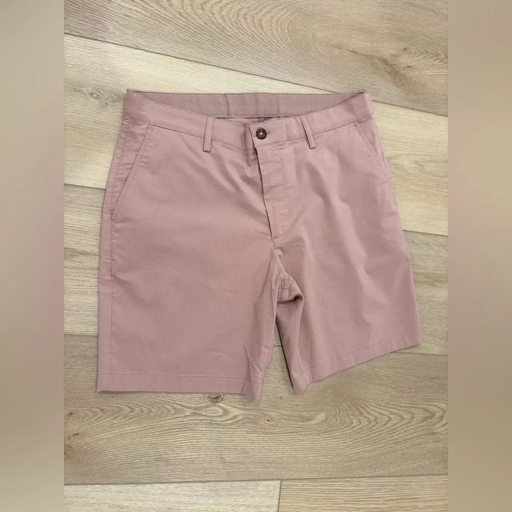 Faherty Cotton Movement 9” faded red Shorts